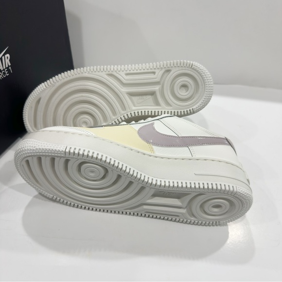 Nike Air Force 1 Shadow Women’s Sneakers - Picture 7 of 10